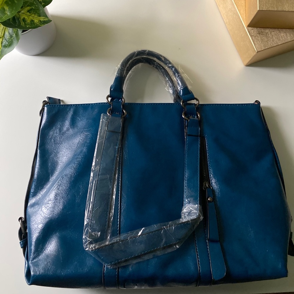 Blue Tote - Picture 4 of 7